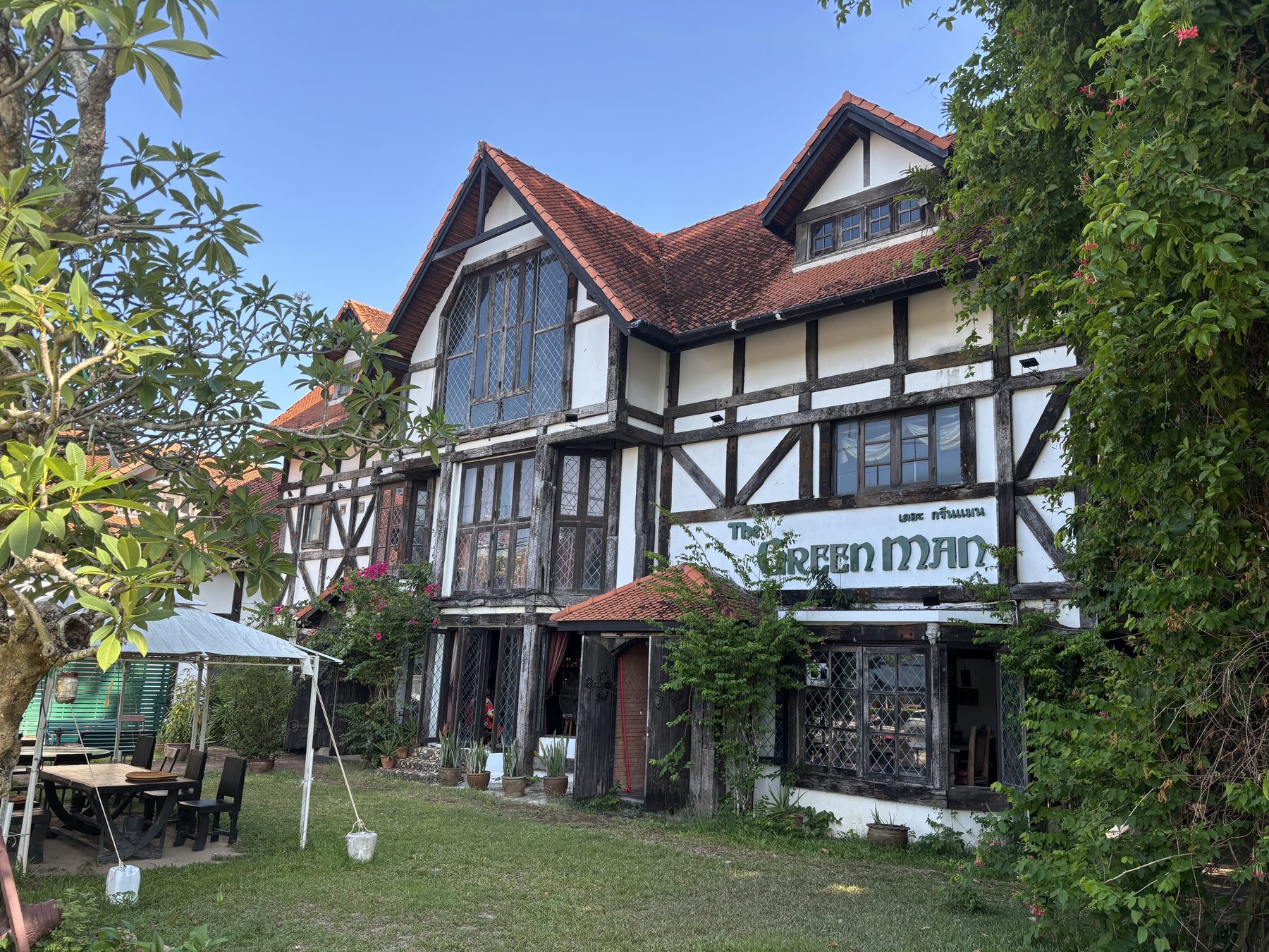 The Green Man Pub exterior
